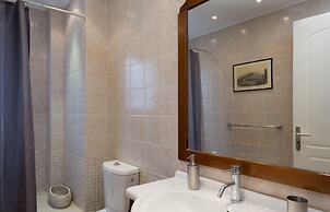 290m² Villa with Pool close to the Airport