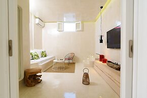 Mykonos 52m² Luxury Apartment Sea side Ornos