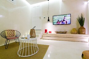 Mykonos 52m² Luxury Apartment Sea side Ornos