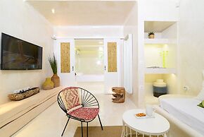 Mykonos 52m² Luxury Apartment Sea side Ornos