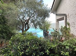 House Mediterraneo