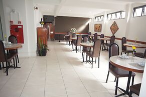 Láparos Hotel