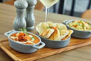 Courtyard by Marriott London Heathrow Airport