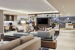 Courtyard by Marriott London Heathrow Airport
