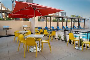 Home2 Suites by Hilton Corona