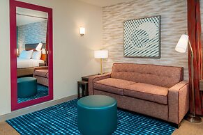 Home2 Suites by Hilton Corona