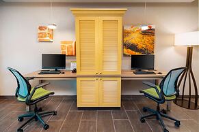 Home2 Suites by Hilton Corona