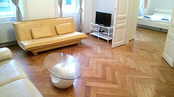 Sobieski Town Apartments