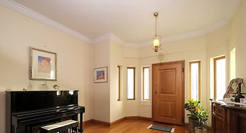 Sublime Luxurious homm Villa in Paiania