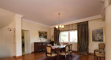 Sublime Luxurious homm Villa in Paiania