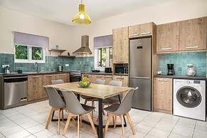 Andromeda Luxury Villa