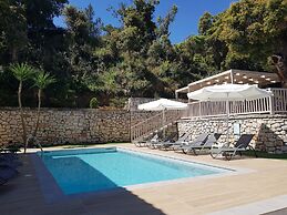 Andromeda Luxury Villa