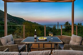 Andromeda Luxury Villa