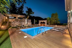 Andromeda Luxury Villa