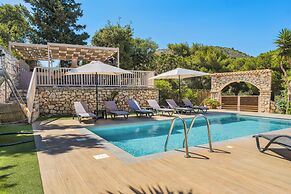 Andromeda Luxury Villa