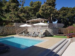 Andromeda Luxury Villa