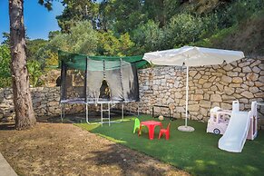 Andromeda Luxury Villa