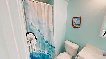 Venus 314 is a Gulf Side 2 BR on Okaloosa Island by RedAwning