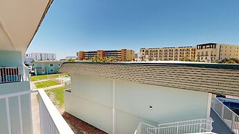 Venus 314 is a Gulf Side 2 BR on Okaloosa Island by RedAwning