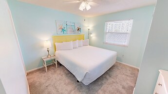 Venus 314 is a Gulf Side 2 BR on Okaloosa Island by RedAwning