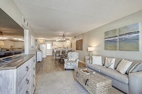 Venus 206 is a 1 BR on Okaloosa Island steps from the pool and easy be