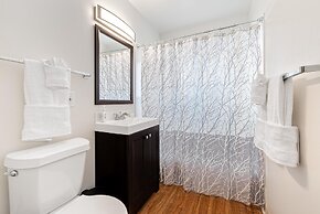 Ultimate Chill Zone, BBQ, Bikes, Pet Friendly!!