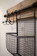 Hip & Urban Condo near the heart of Old Town