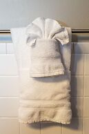 Hip & Urban Condo near the heart of Old Town