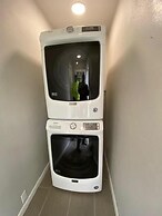 Beautiful Bungalow Next to CSU -FREE Cruiser Bikes