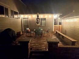 Gorgeous Guest Suite. Walk to Old Town & CSU!