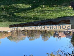 Modern Townhome Steps from the Brewery District!