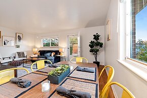 Hidden Gem Near Old Town, BBQ & Bikes!!