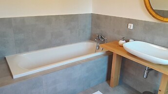 Palacowka - A Beautiful Chalet to Stay