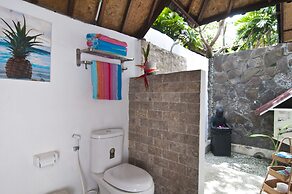 New 2 King Beds, Walk to Beach, Cafes all Else 30 Minutes From Airport