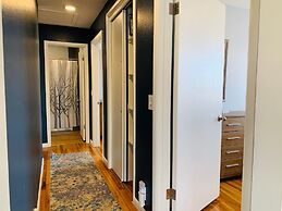 Family-Friendly, Fireside Nest Near Old Town!