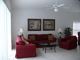 5 Bedroom Platinum Home With Games Room and Spa