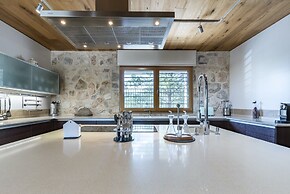 Mas Vidal Santes Creus