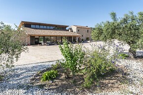 Mas Vidal Santes Creus