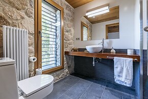 Mas Vidal Santes Creus