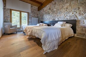 Mas Vidal Santes Creus