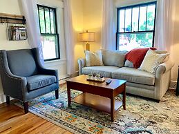 Cozy Bungalow in Downtown Loveland w/Free Bikes!