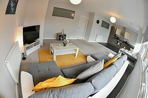 Massive 2bd Central Ipswich