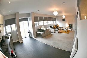 Massive 2bd Central Ipswich