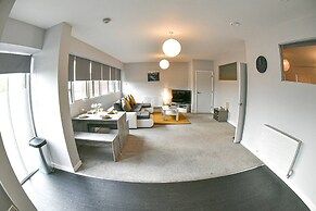 Massive 2bd Central Ipswich