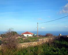Kefalas nr Almyrida sea View Cottage