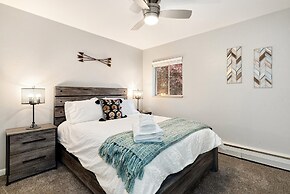 Gorgeous Condo in the Heart of Old Town