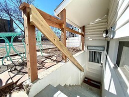 Charming Bungalow Next to CSU -FREE Cruiser Bikes