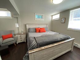 Charming Bungalow Next to CSU -FREE Cruiser Bikes