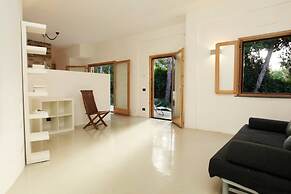 Whole Modern Villa With Pool And Near The Sea