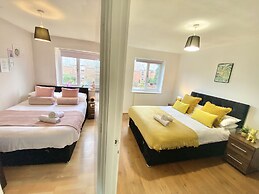 3-bed Townhouse Parking Deep Cleaned